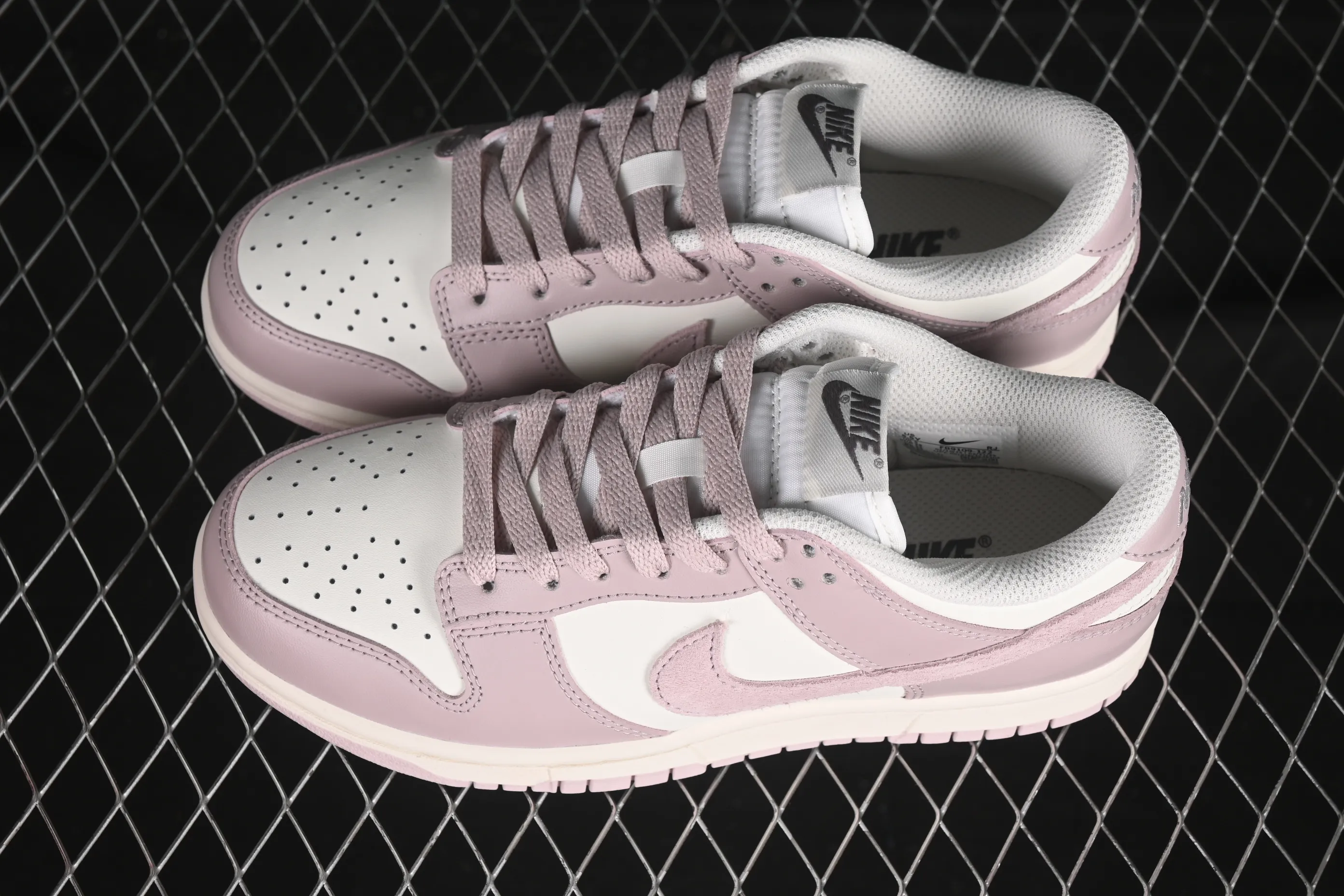 All categories Nk SB Dunk series Nk SB Dunk Low low-top sneakers Nike SB Dunk Low white lavender low-top casual sneakers FB9109-122
